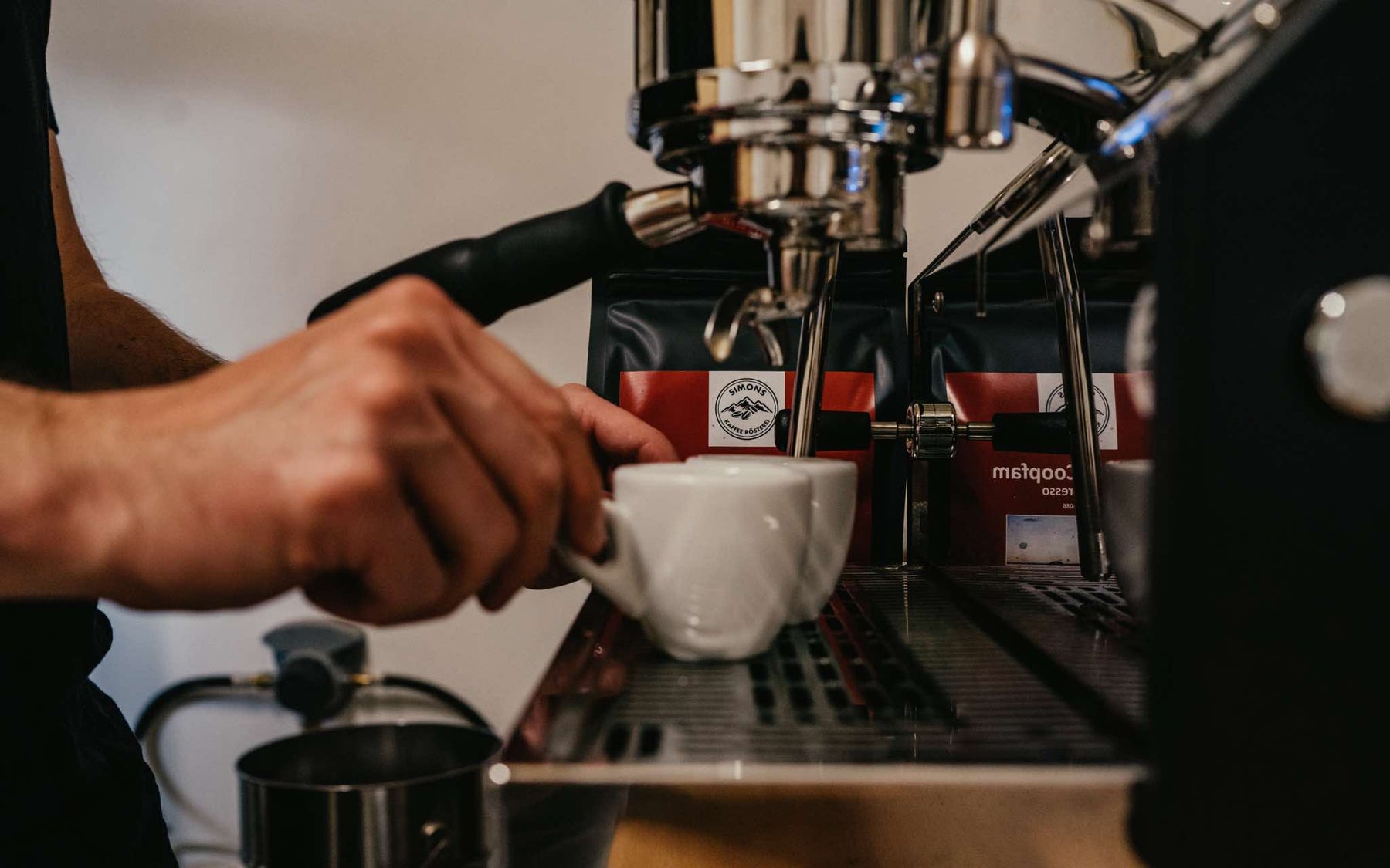 Siebträgermaschonen und Zubehör zur Kaffeezubereitung